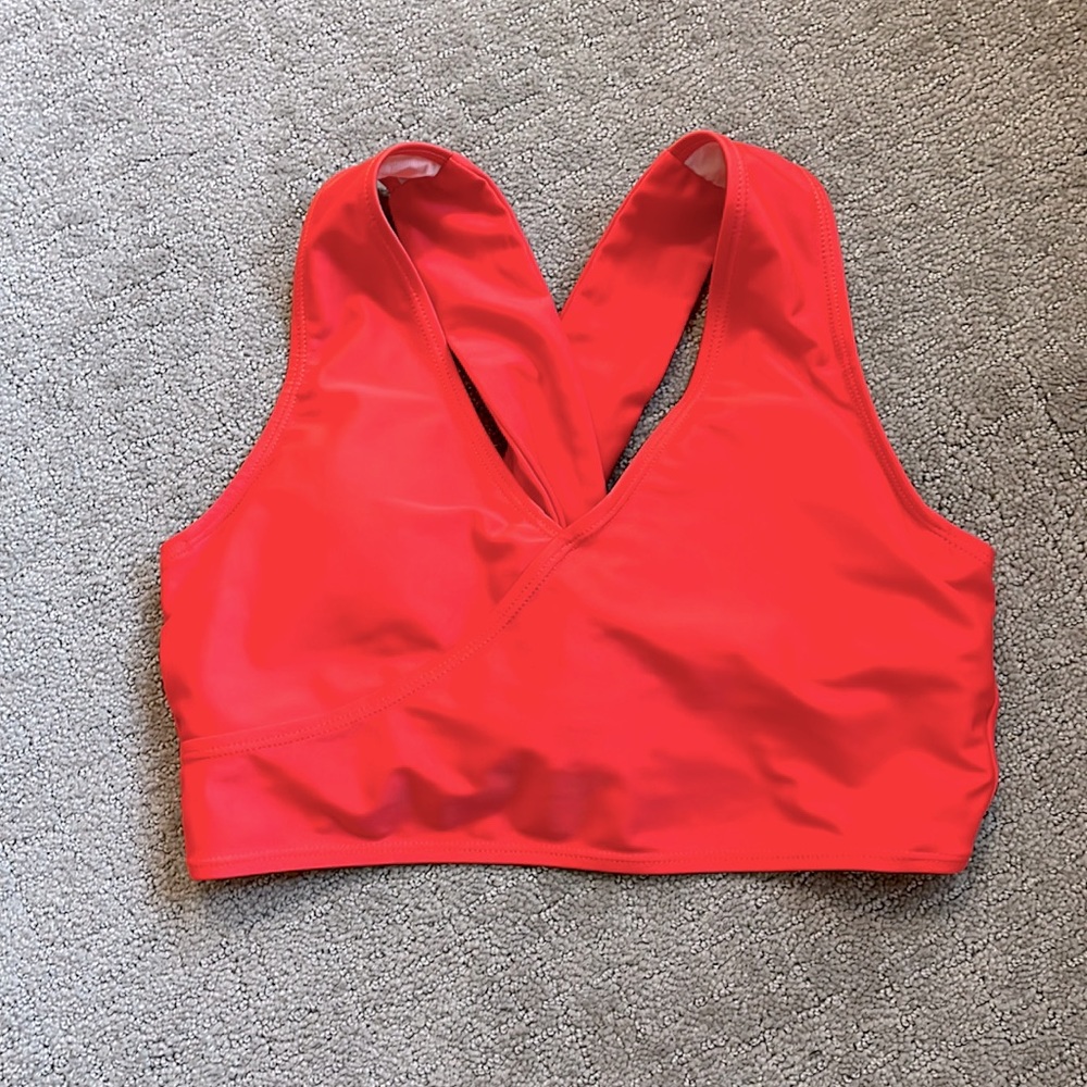 Nani Red Poppy Switch V Crop